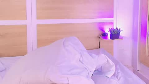 Call me Nicky online show from 04-18-26, 07:58