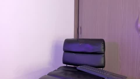 Nicoleth Mendez  online show from 02-20-26, 01:02