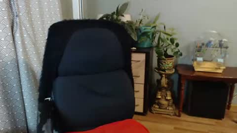 Snapshot of nika_black111 chatting on 07-08-26, 06:45 Nika online show from 07-08-26, 06:45