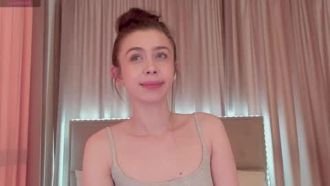 Nika online show from 04-21-26, 02:51