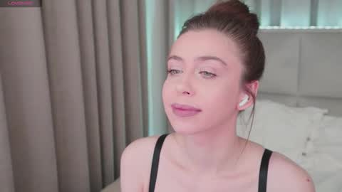 Snapshot of nikaletta chatting on 04-24-26, 10:12 Nika online show from 04-24-26, 10:12