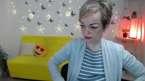 Nika online show from 05-08-26, 05:02