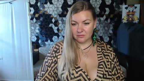 Nika online show from 05-29-26, 05:16