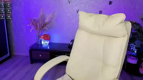 NikaStill  online show from 07-03-26, 01:56