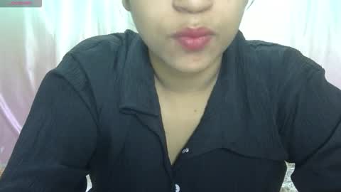 Snapshot of nike_aj chatting on 03-19-26, 06:17 Nike online show from 03-19-26, 06:17