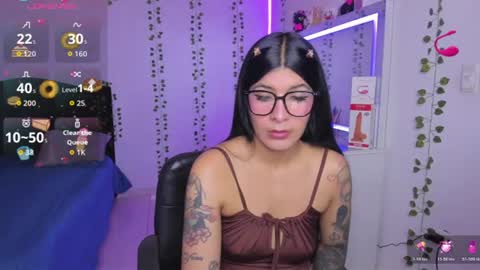 Niki online show from 07-15-26, 12:49