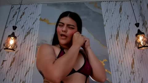 Snapshot of nikibunn chatting on 06-05-26, 09:53 NIKI online show from 06-05-26, 09:53