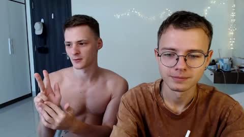 nikikerry_cum_ online show from 05-23-26, 03:23