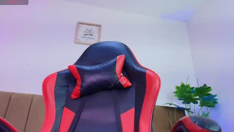 Snapshot of nikkenyx chatting on 07-07-26, 07:23 Nikkenyx online show from 07-07-26, 07:23