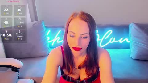nikki_blondiee online show from 04-09-26, 10:09