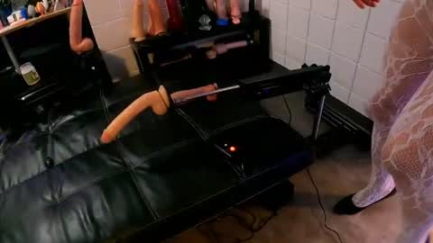 nikkibanksts online show from 07-31-26, 08:14
