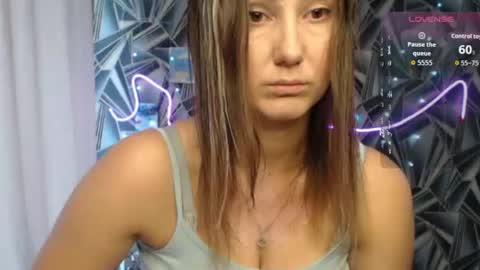 Snapshot of nikkikiss___ chatting on 07-16-26, 04:40 nikkikiss___ online show from 07-16-26, 04:40