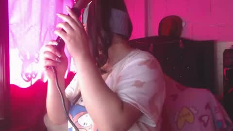 Snapshot of nikkirous_ chatting on 07-06-26, 02:47 Nikkirous online show from 07-06-26, 02:47