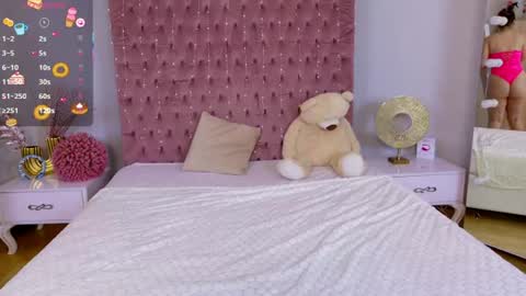 NikkiVelvets online show from 07-13-26, 02:09