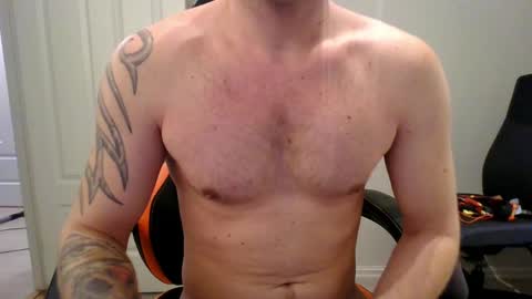 Snapshot of nikkolai111 chatting on 04-14-26, 05:46 Isthisreal online show from 04-14-26, 05:46