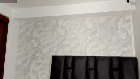 nikky__1 online show from 07-04-26, 11:00