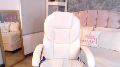 Niko Robin online show from 12-09-24, 07:39