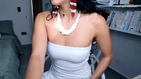 Nicole cam online show from 04-10-26, 08:02
