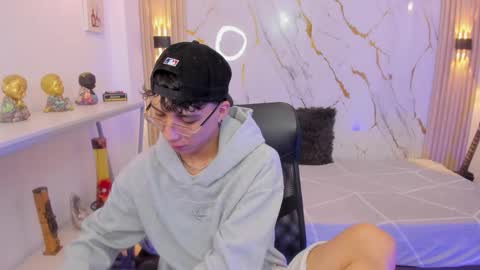    online show from 05-19-26, 04:19
