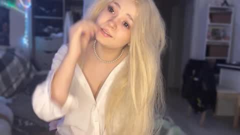 nikoli_naw online show from 03-04-26, 07:53