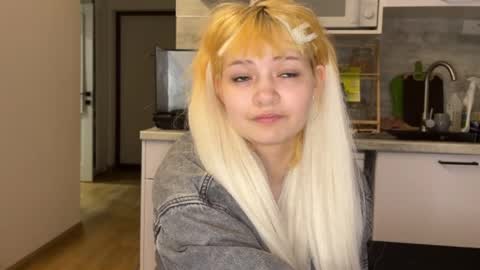 nikoli_naw online show from 04-14-26, 08:15