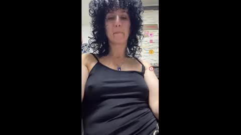 Snapshot of nikpassion123 chatting on 03-16-26, 07:18 nikol online show from 03-16-26, 07:18