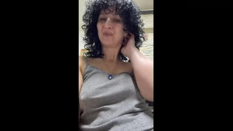 Snapshot of nikpassion123 chatting on 04-05-26, 06:38 nikol online show from 04-05-26, 06:38