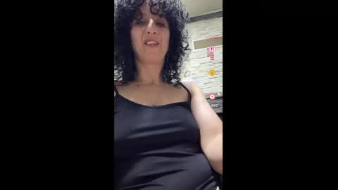 Snapshot of nikpassion123 chatting on 05-19-26, 06:25 nikol online show from 05-19-26, 06:25
