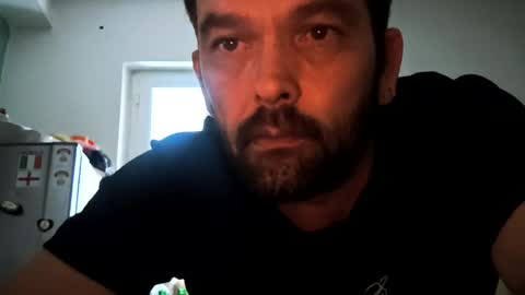Niks online show from 06-14-26, 03:52