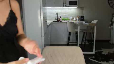 Bella online show from 03-19-26, 10:58