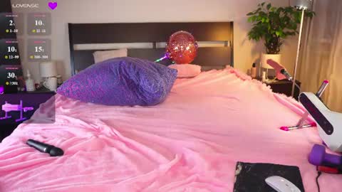 Snapshot of nina__si chatting on 07-11-26, 06:43 Nina online show from 07-11-26, 06:43