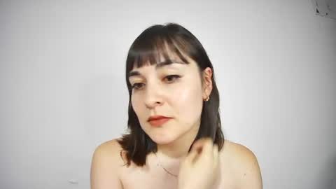 Nina online show from 07-05-26, 12:39