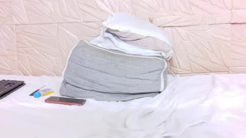 nina_bae_ online show from 05-14-26, 08:37