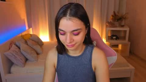 Snapshot of nina_fierce chatting on 05-19-26, 01:22 Ketrin online show from 05-19-26, 01:22