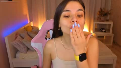 Snapshot of nina_fierce chatting on 05-25-26, 01:33 Ketrin online show from 05-25-26, 01:33