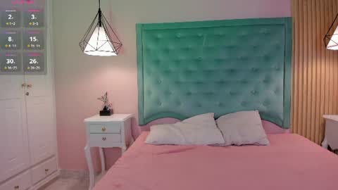 NINA BRAVU online show from 06-17-26, 12:40
