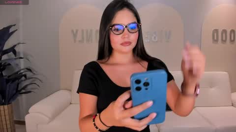  Nina  online show from 05-12-26, 06:05