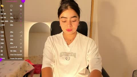 Nina  online show from 04-24-26, 10:45