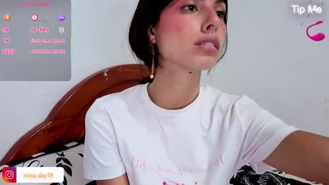 ninasky19 online show from 01-09-26, 10:44