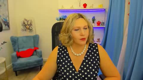 Snapshot of ninastarle chatting on 02-20-26, 11:43 ninastarle online show from 02-20-26, 11:43