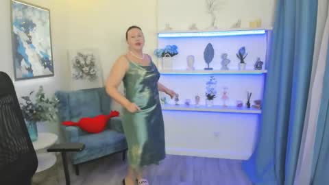 Snapshot of ninastarle chatting on 04-15-26, 05:36 ninastarle online show from 04-15-26, 05:36