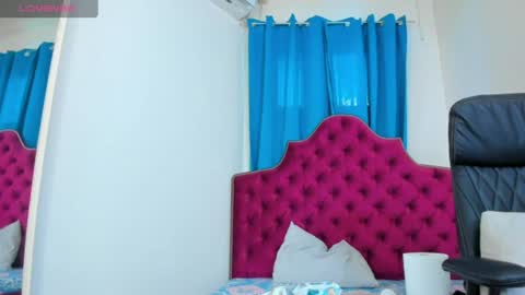 nina dee online show from 07-04-26, 04:40