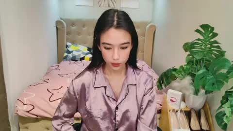 Snapshot of nirafox chatting on 08-01-26, 01:38 nirafox online show from 08-01-26, 01:38