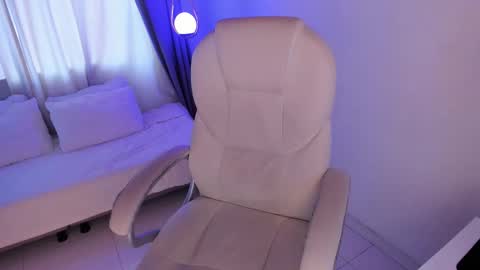 Nixie online show from 03-16-26, 08:13