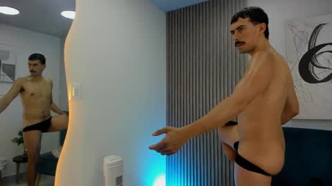 Snapshot of noa_collins_ chatting on 05-13-26, 09:11 Noa Collins online show from 05-13-26, 09:11