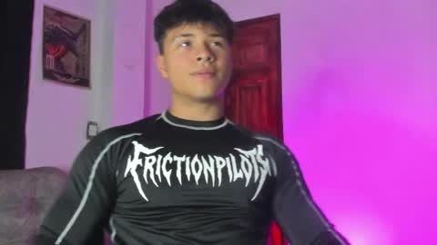 noah_223 online show from 04-11-26, 12:15