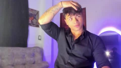 noah_223 online show from 05-11-26, 03:56