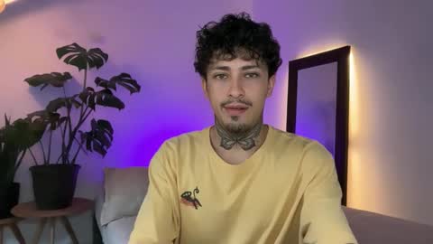 noah_and_steven online show from 05-30-26, 02:25