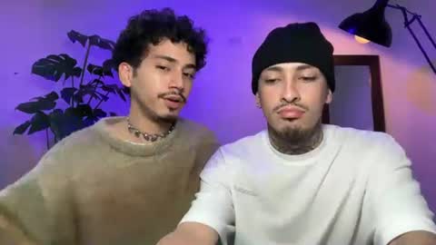 noah_and_steven online show from 06-22-26, 07:33