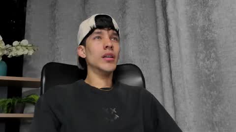 Noah Brigth online show from 02-27-25, 12:43